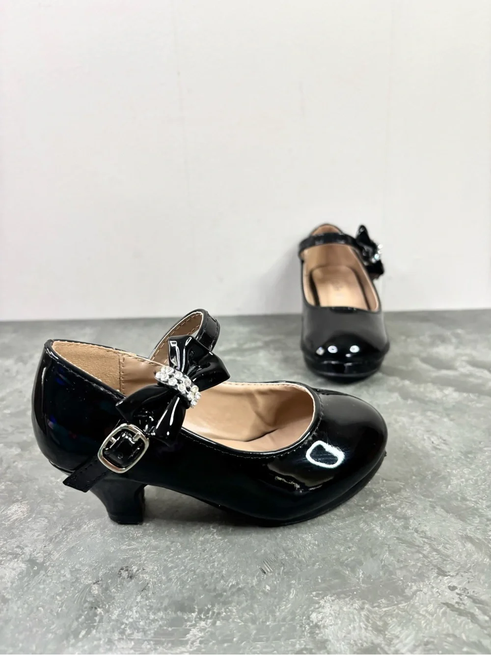 Girls Patent leather black Bow Mary Jane Shoes heels dressy fancy size 10